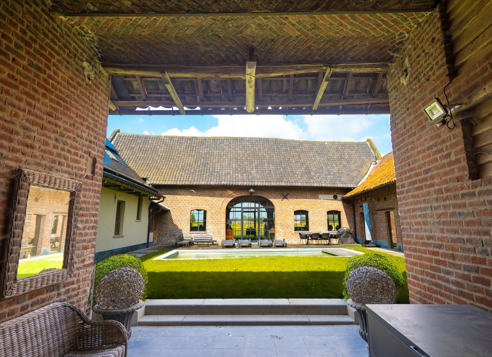 Fermette rénovée offrant une expérience de vie incomparable