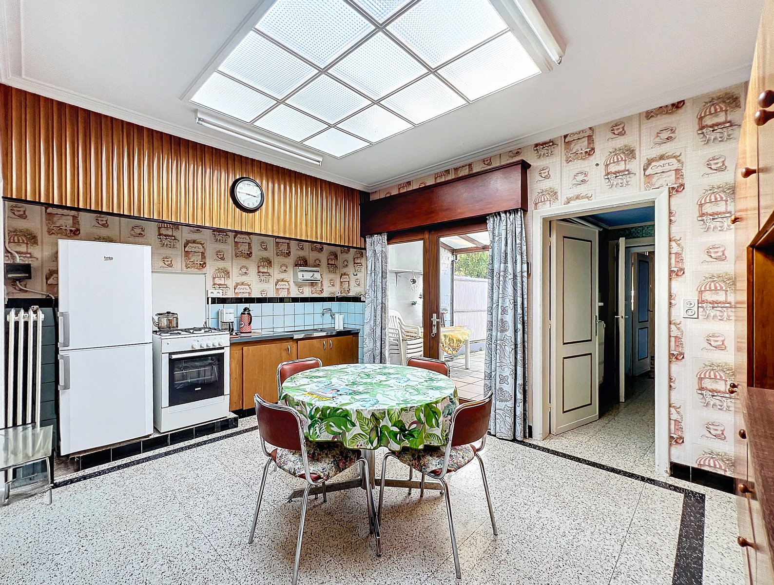 Charmante maison mitoyenne située dans un quartier calme 