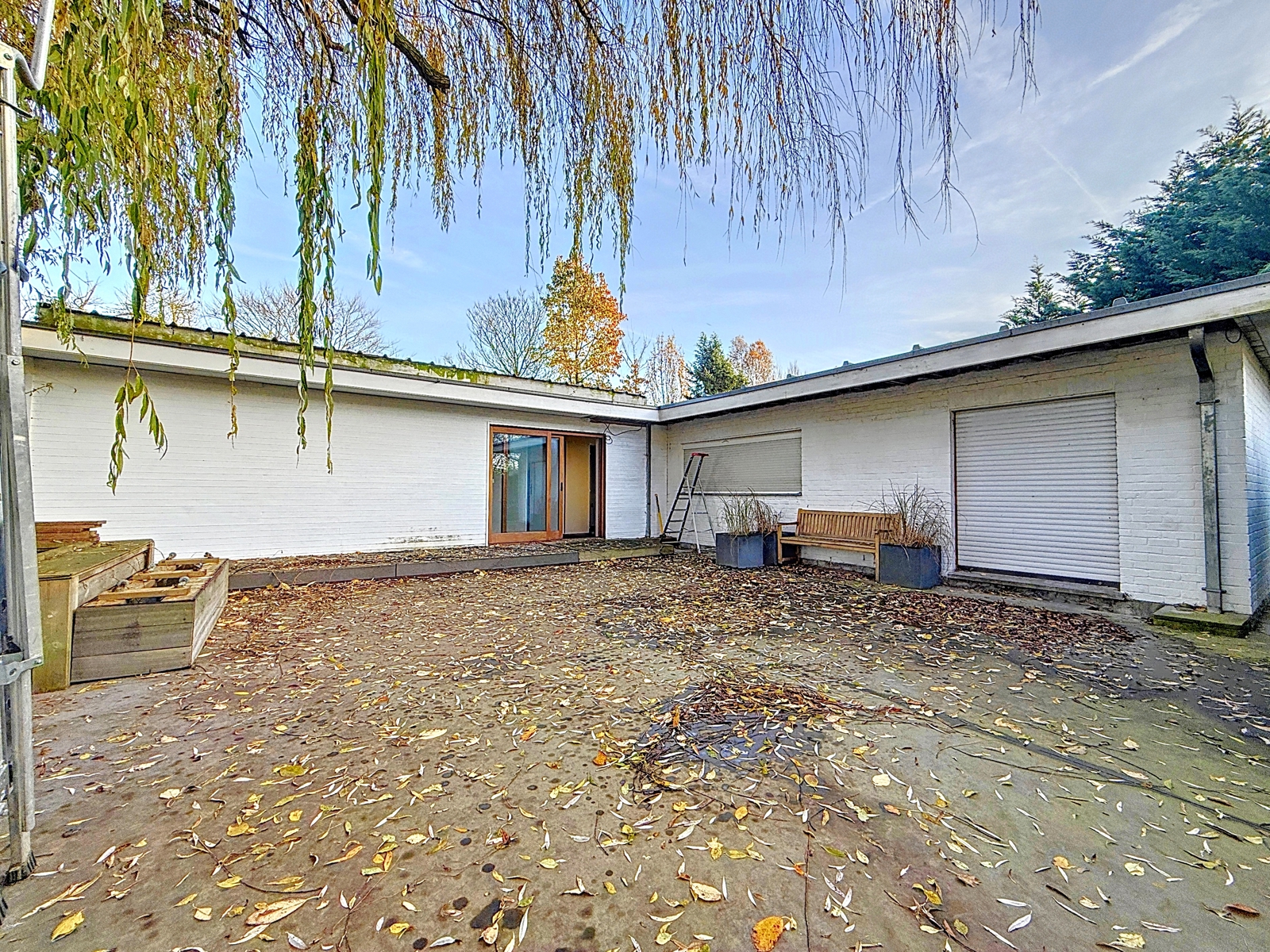 Villa plain-pied 4 chambres sur parcelle d`environ 1700 m²