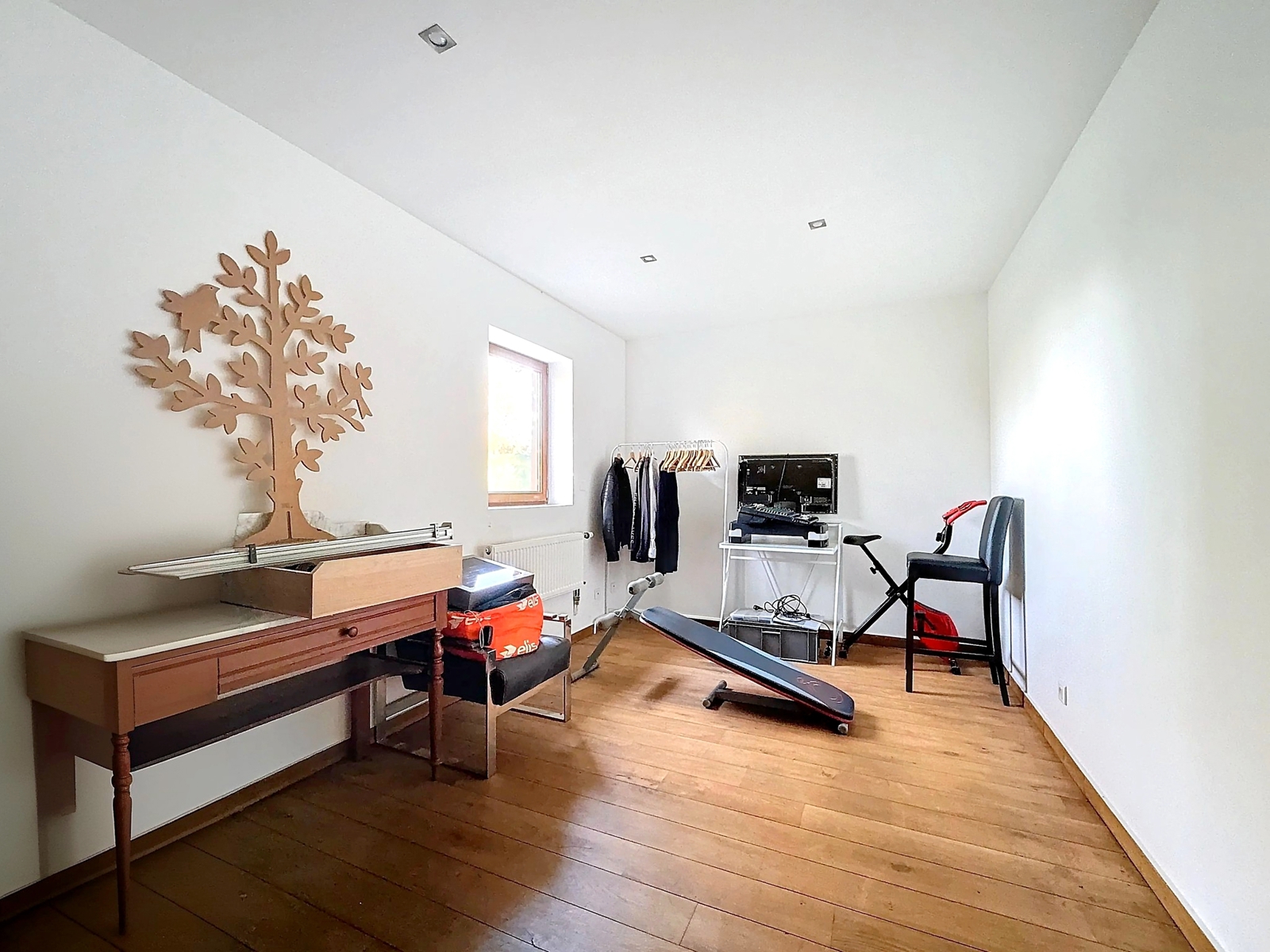 Villa plain-pied 4 chambres sur parcelle d`environ 1700 m²