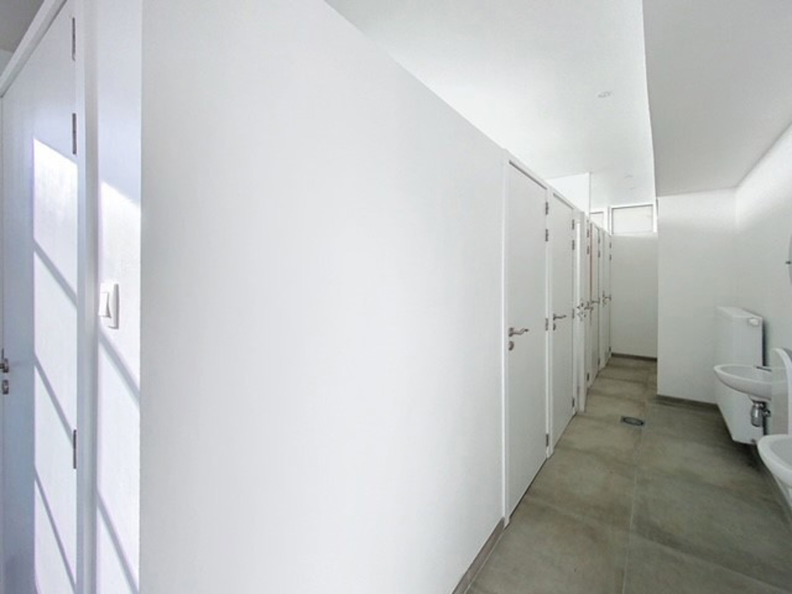 Bureaux spacieux et remis à neuf sur Tournai