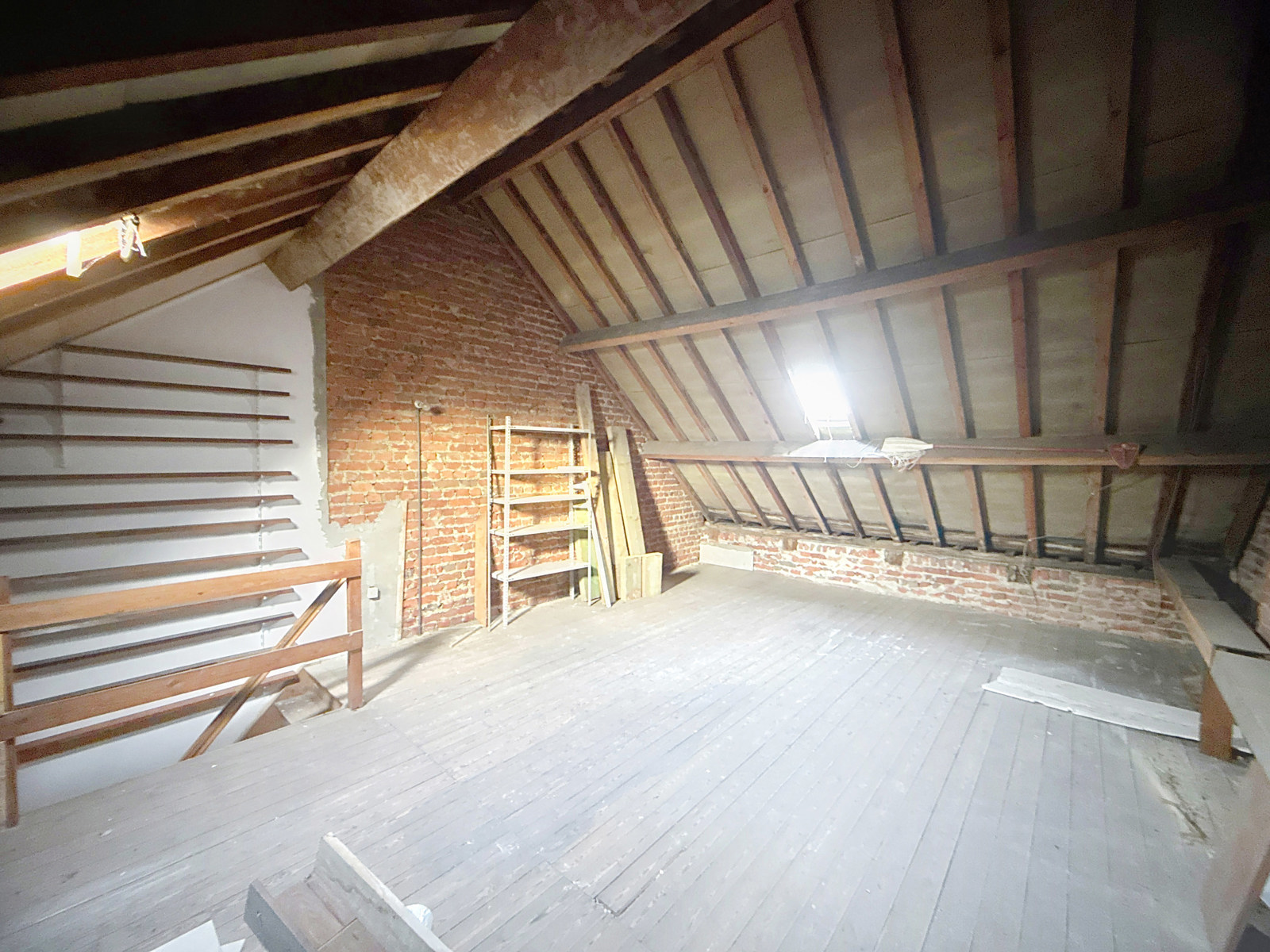 Maison mitoyenne avec jardin à Luingne