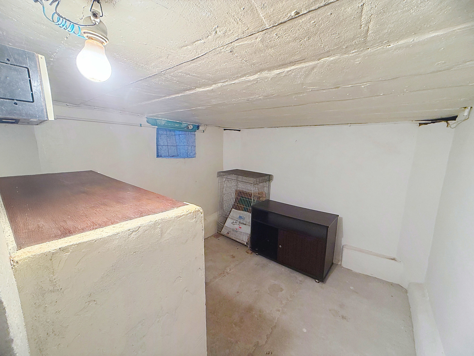 Maison mitoyenne avec jardin à Luingne