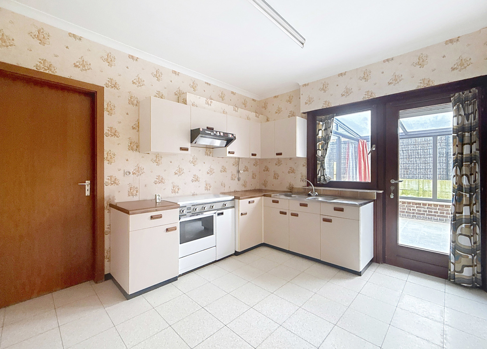 Charmante maison plain-pied à Pottes avec garage et jardin