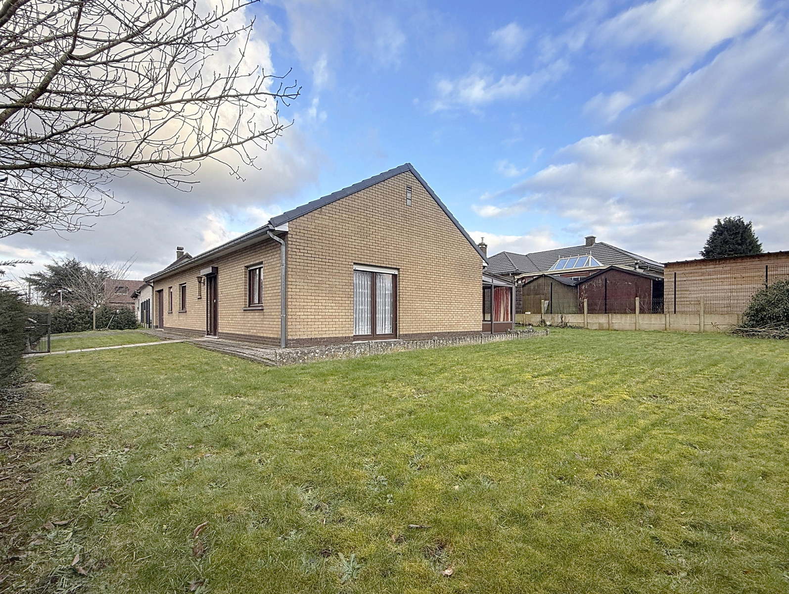 Charmante maison plain-pied à Pottes avec garage et jardin