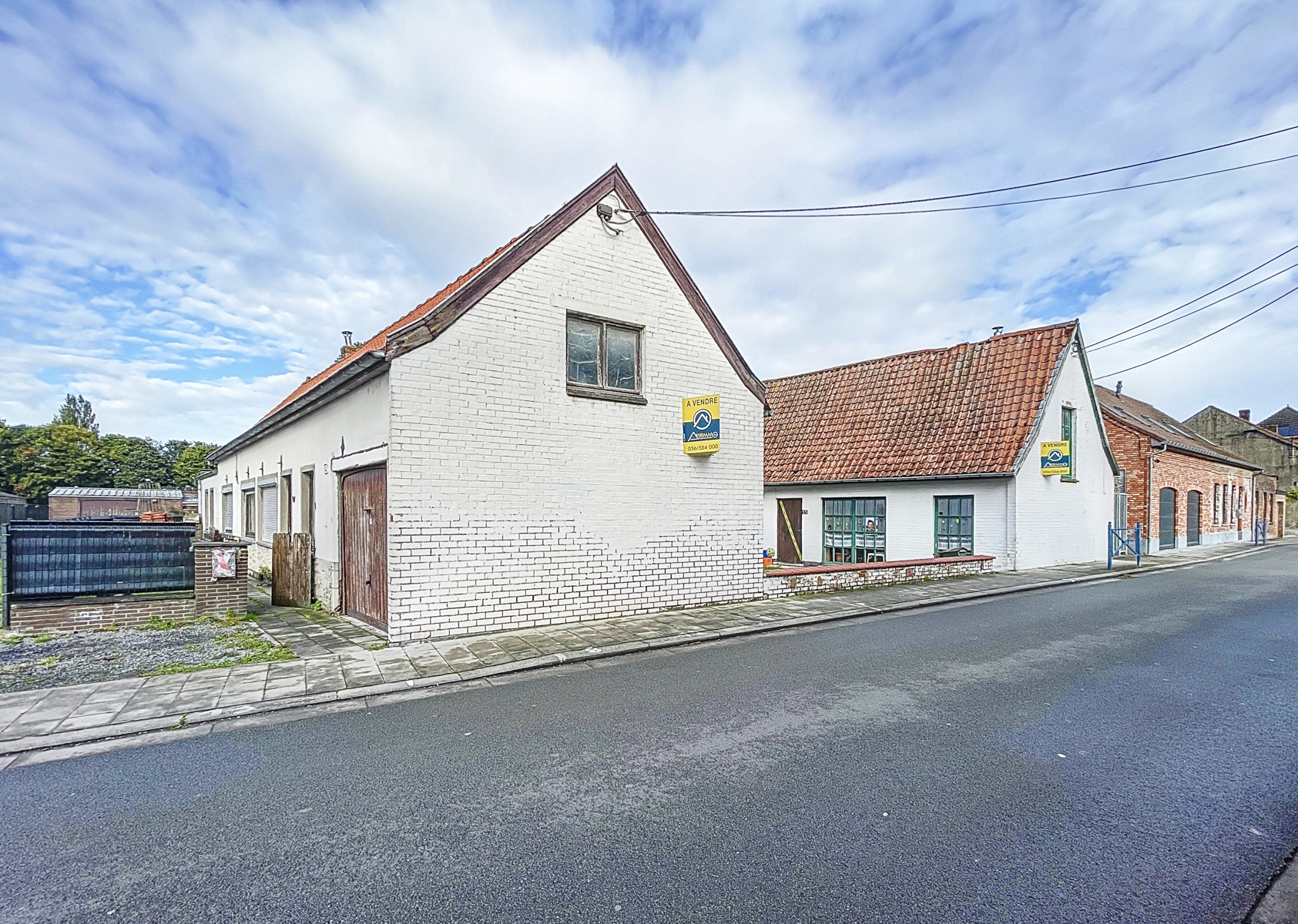 Fermette à rénover avec 4 chambres et 2 garages