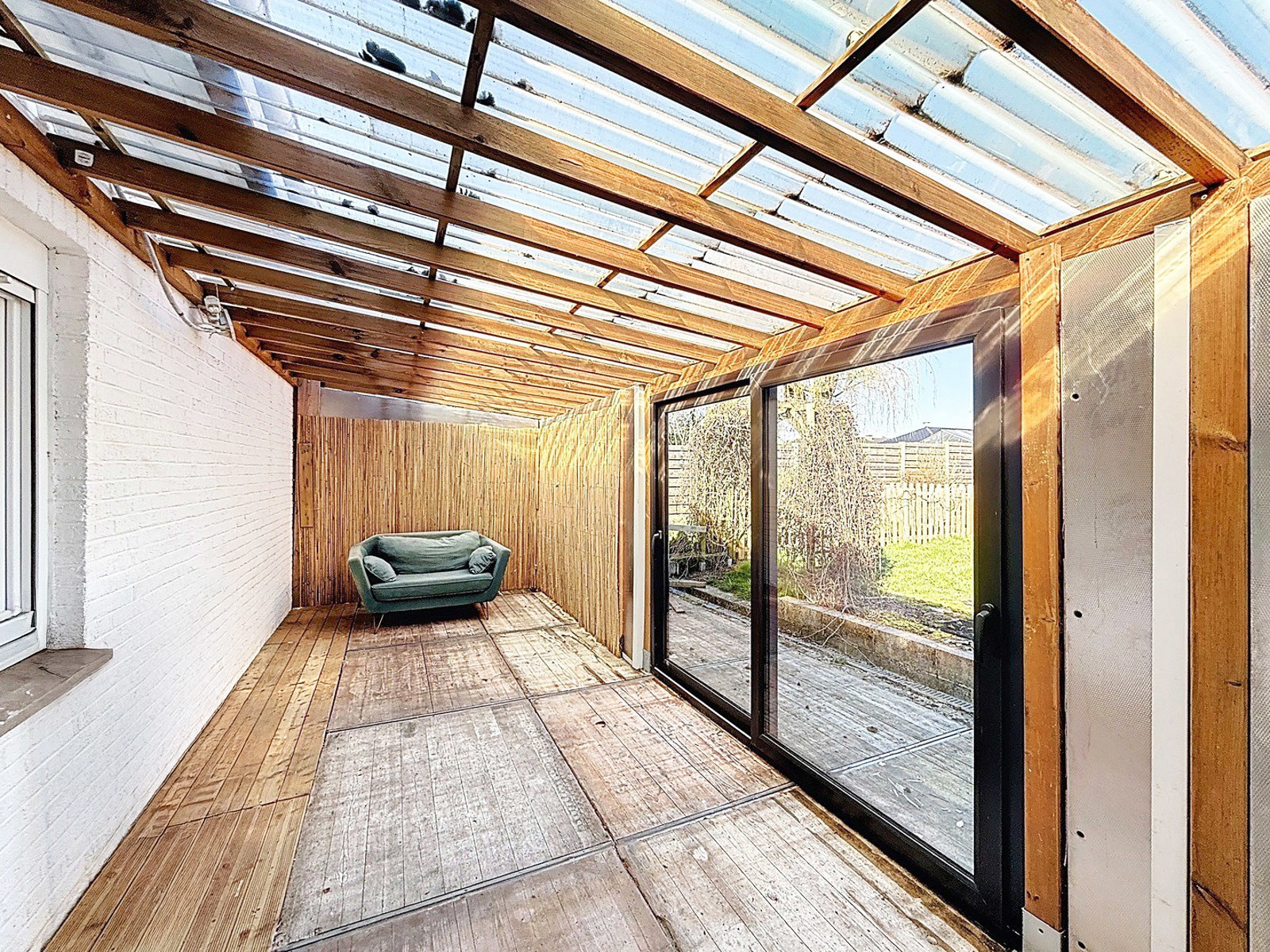 Villa de plain-pied, située proche de toutes commodités.