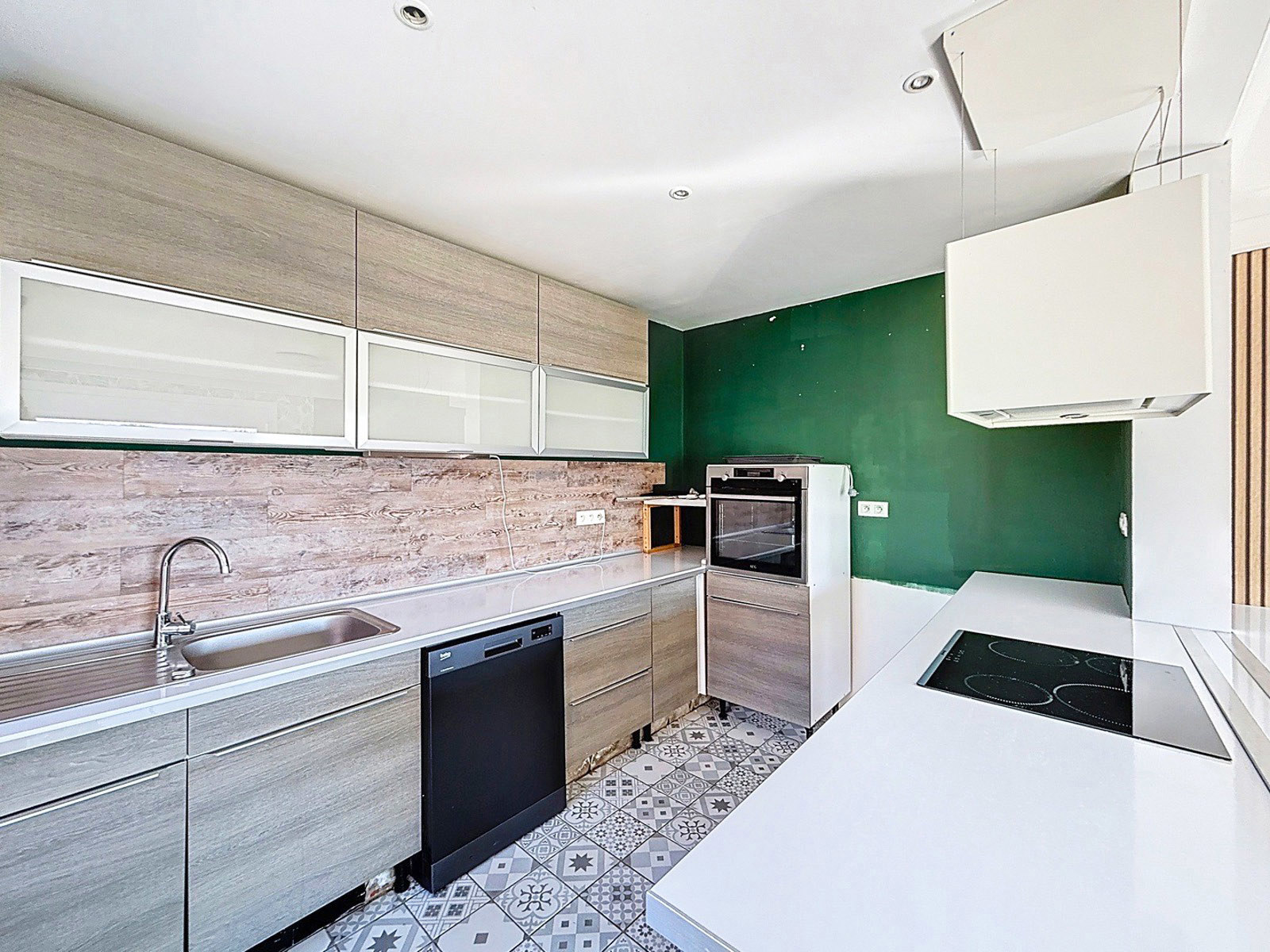 Villa de plain-pied, située proche de toutes commodités.