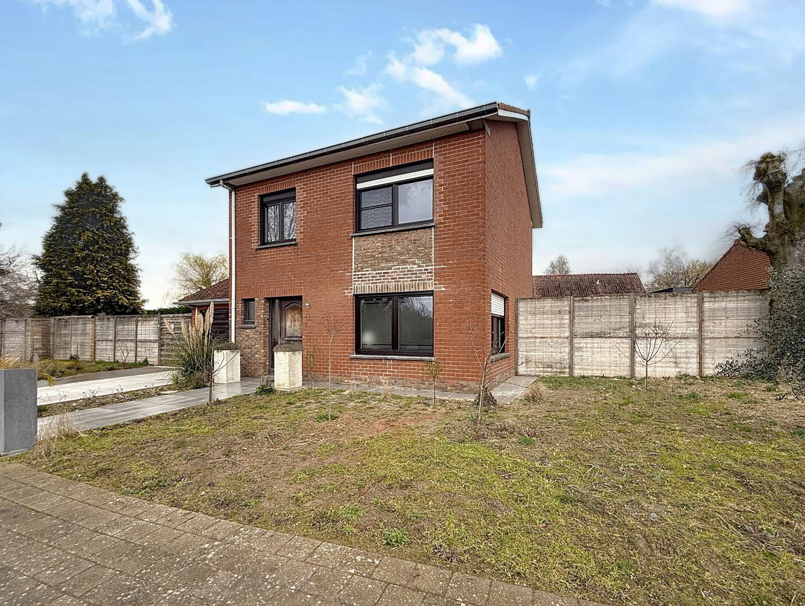 Maison individuelle rénovée à Espierres 