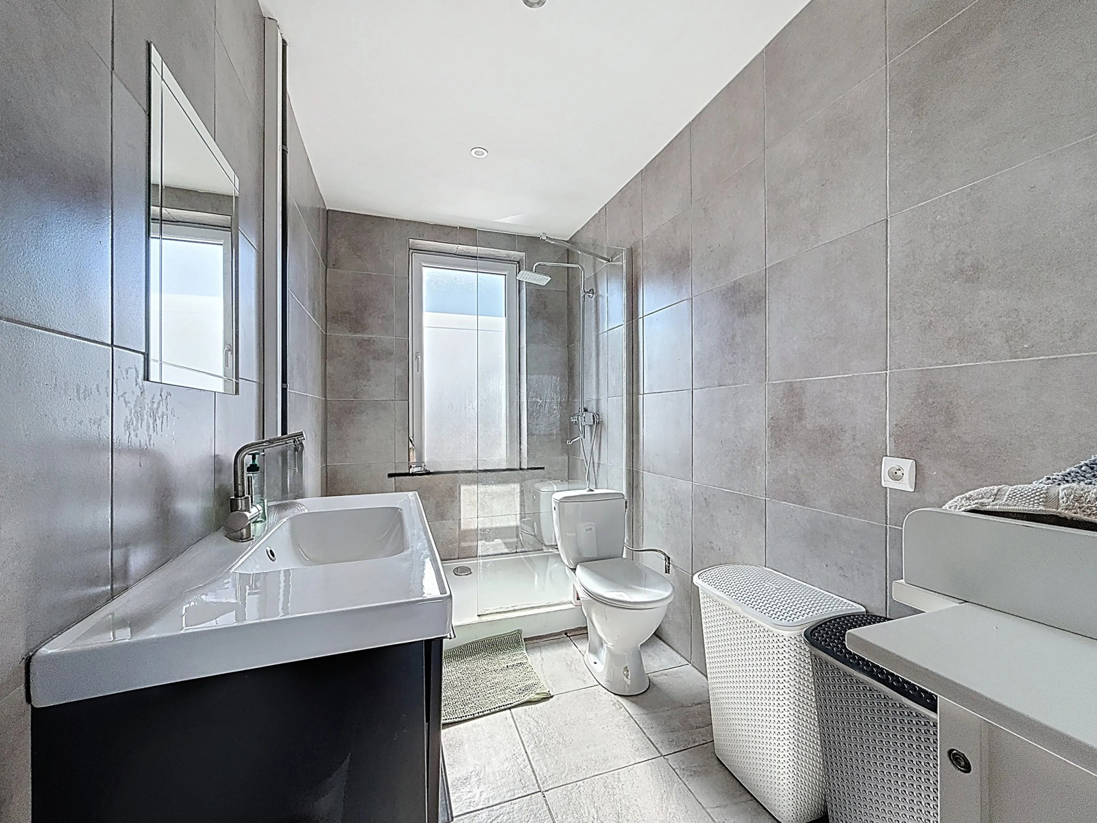 Maison mitoyenne 3 chambres avec jardin et garage à Herseaux