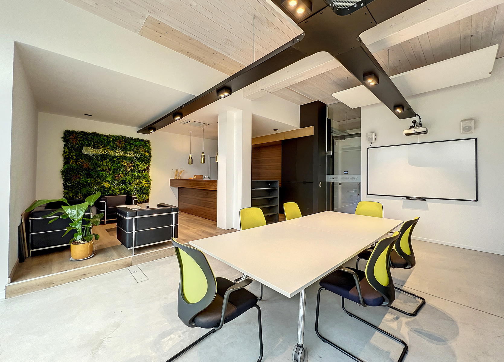 Splendide bureau à louer en open-space