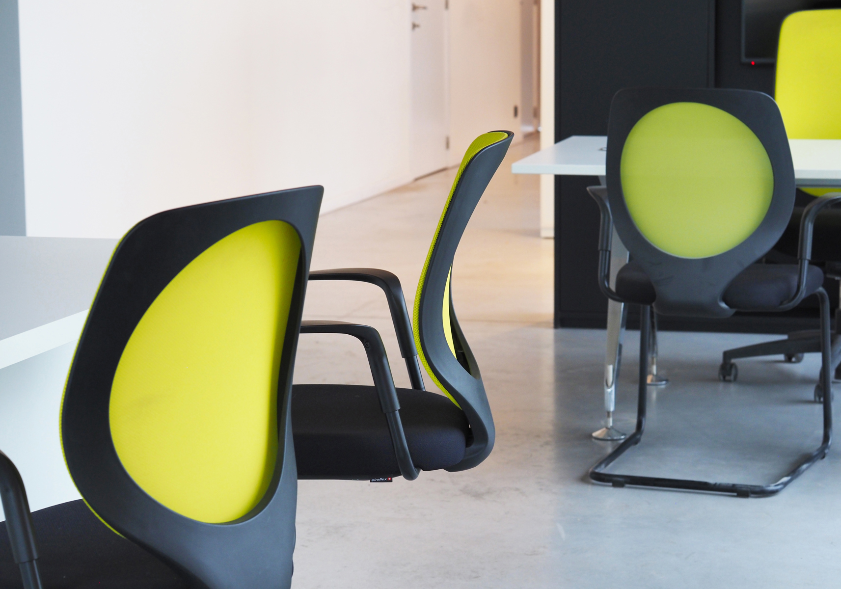 Splendide bureau à louer en open-space