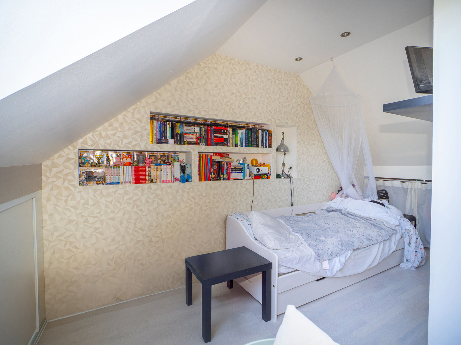 Maison 3 chambres avec jardin proche des axes principaux