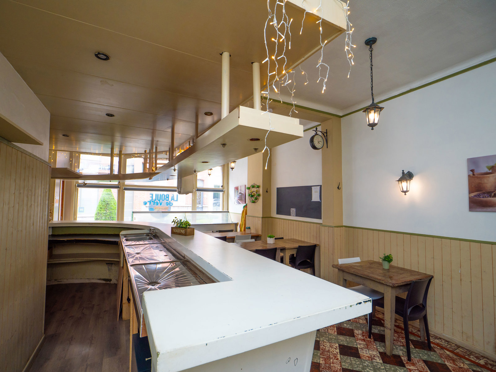 À vendre – Fonds de commerce sandwicherie à Mouscron