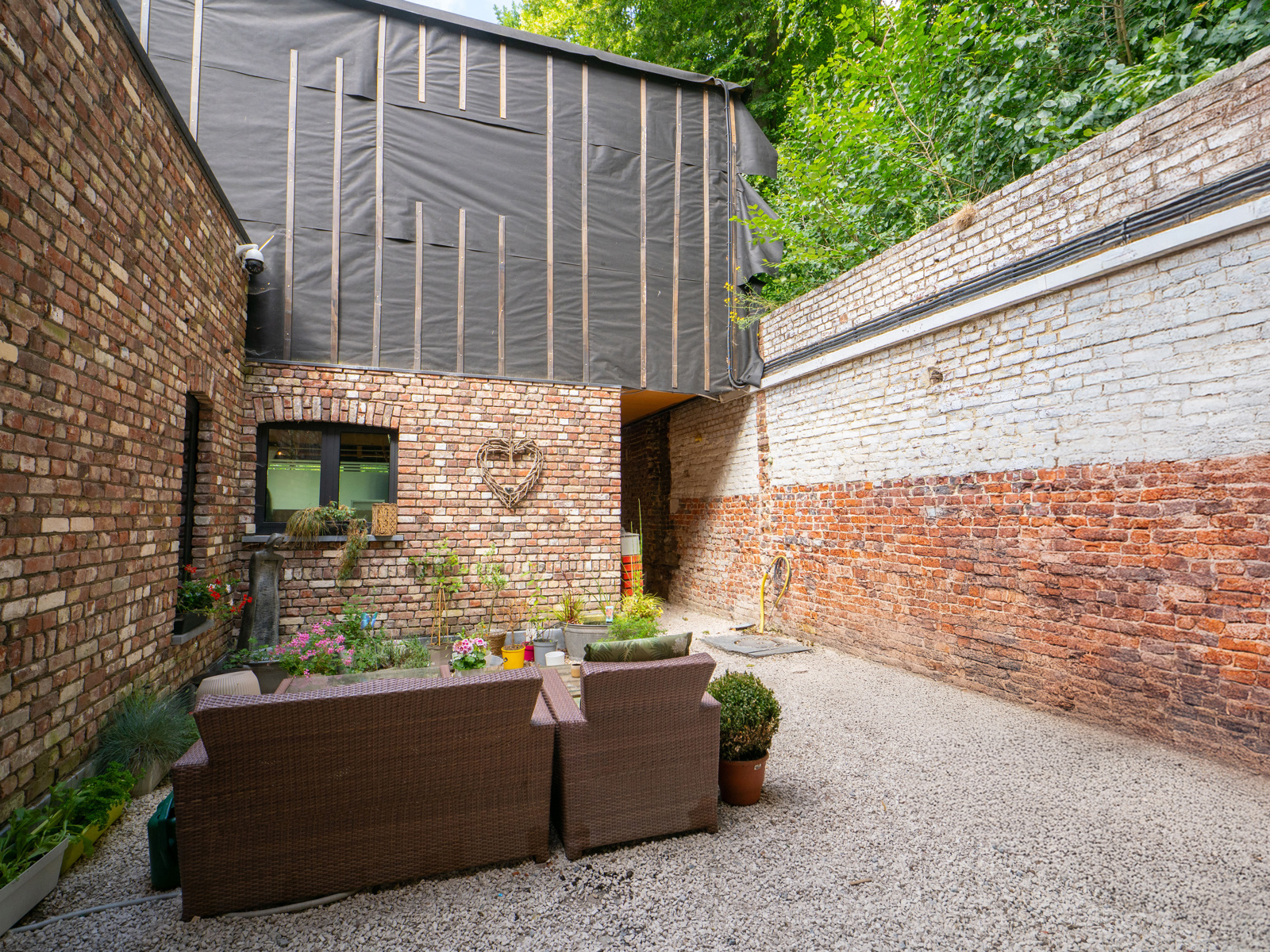 Grande maison d`habitation avec partie locative à Kain