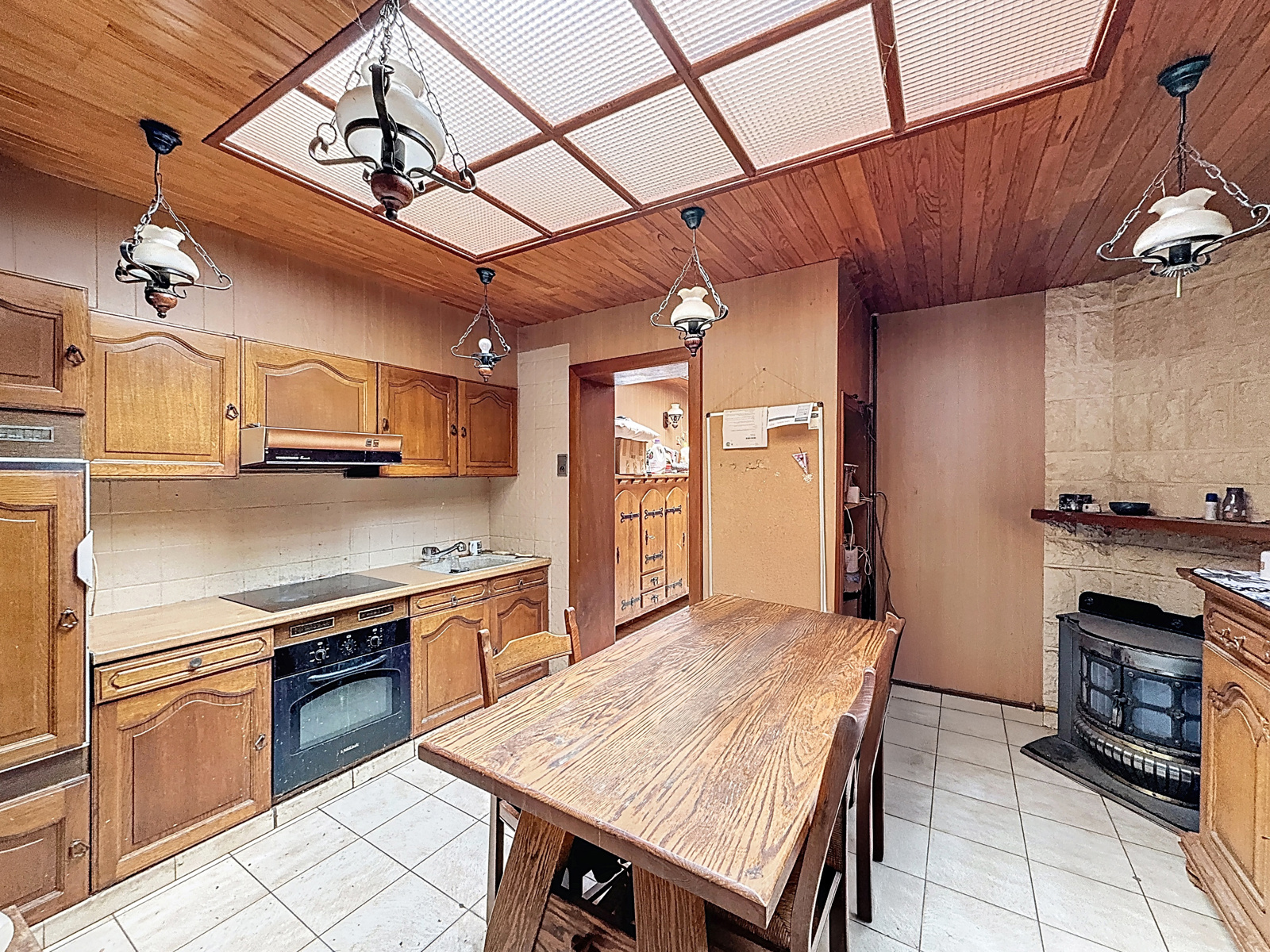 Maison familiale 4 chambres avec jardin et parking privé