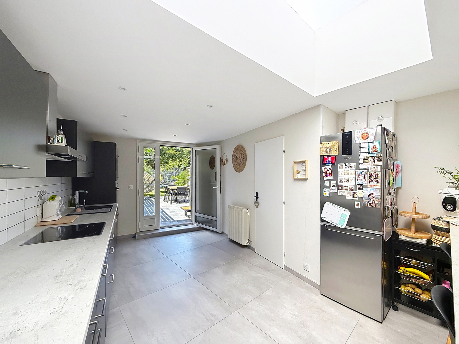 Maison entièrement rénovée, 3 chambres avec jardin