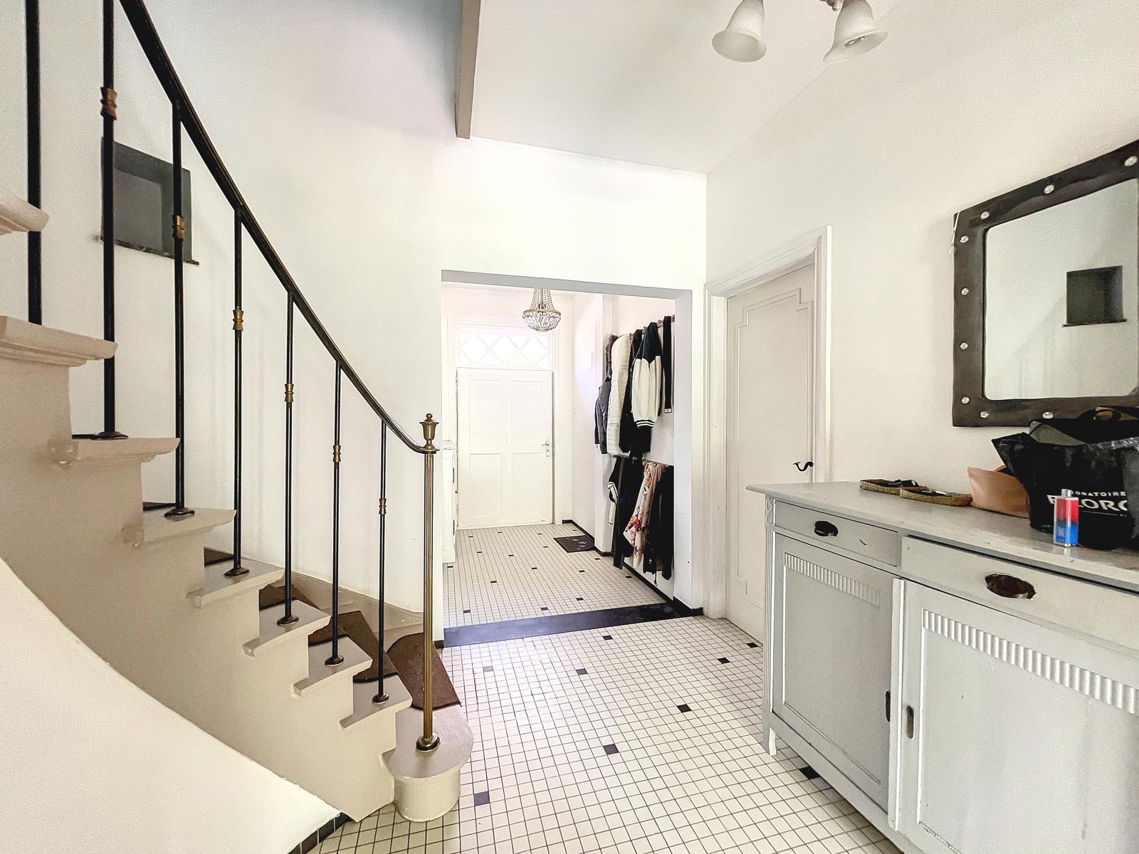 Charmante maison 3 chambres avec garage et jardin