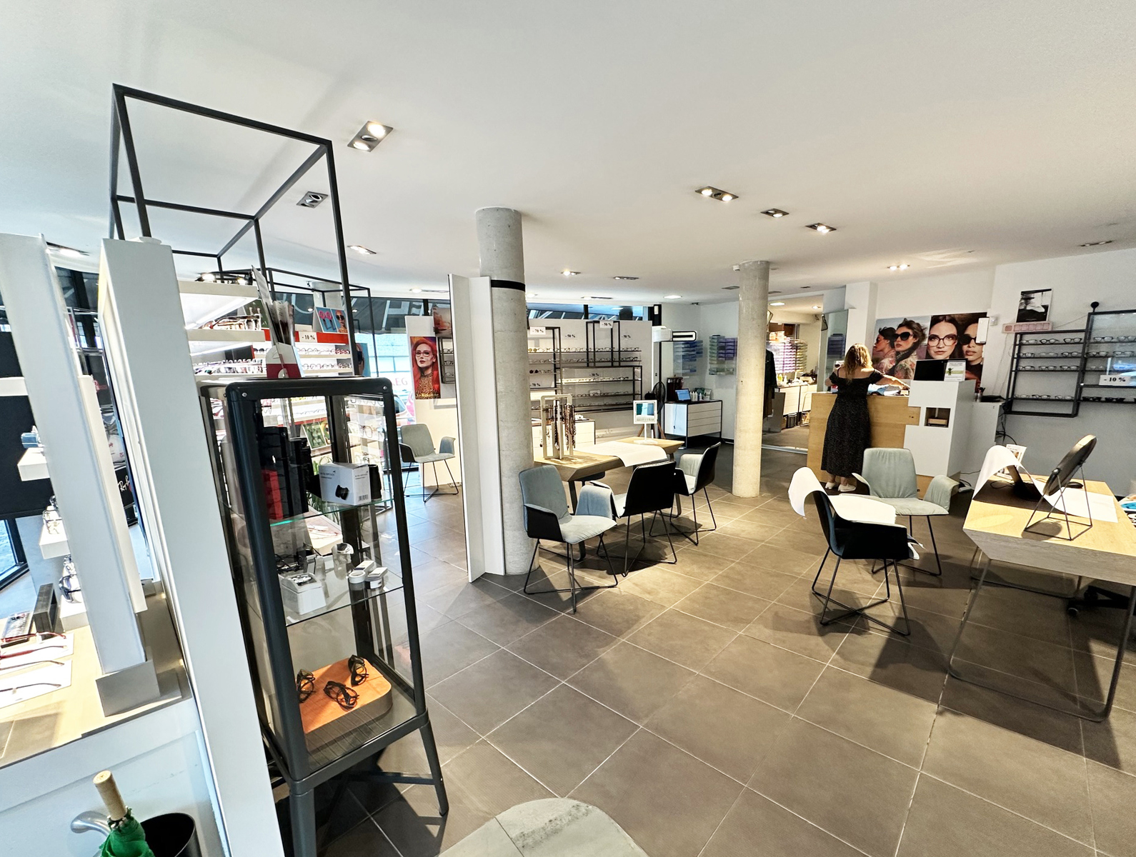 Surface commerciale à louer à Dottignies