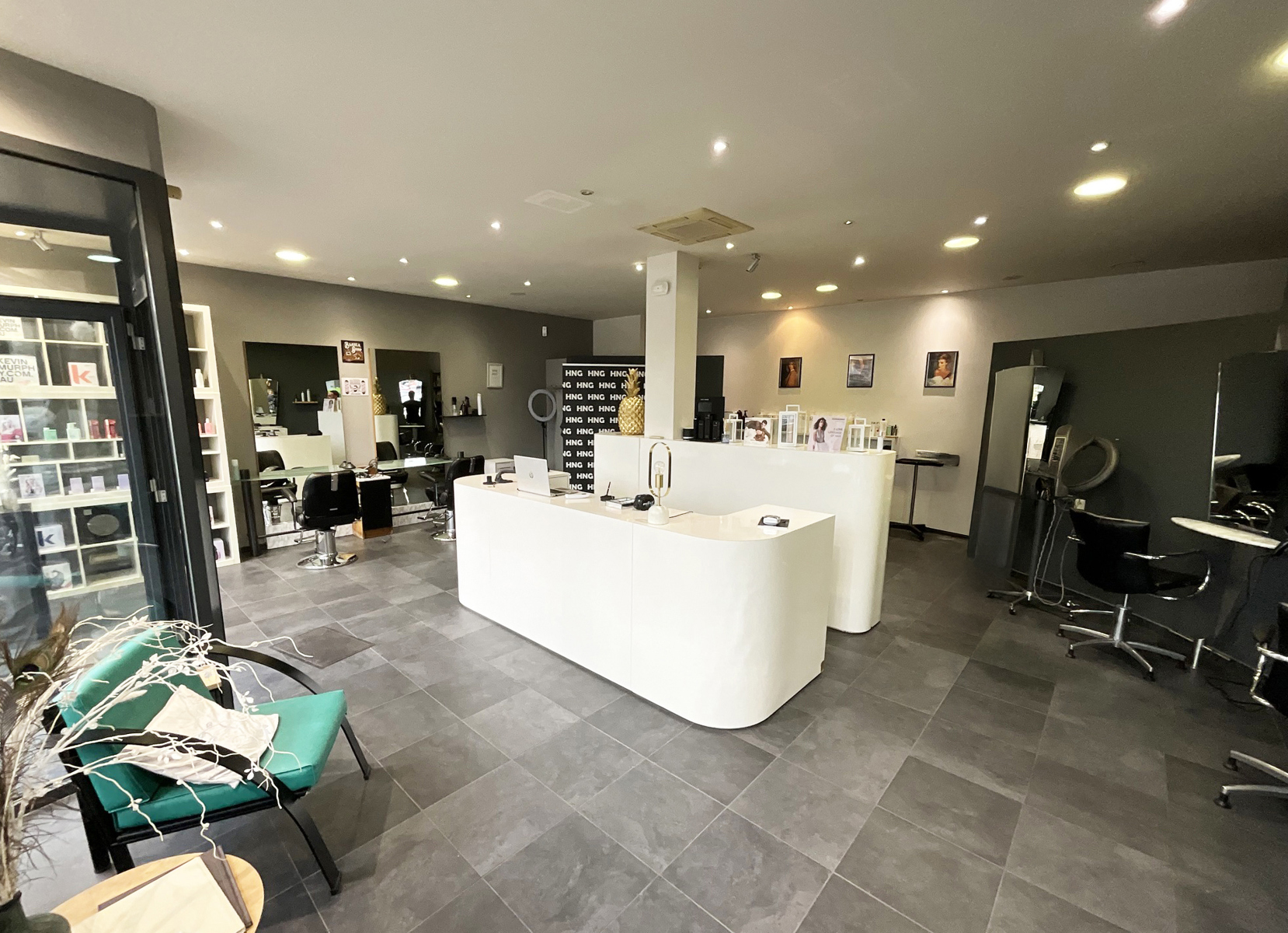 Surface commerciale à louer à Dottignies