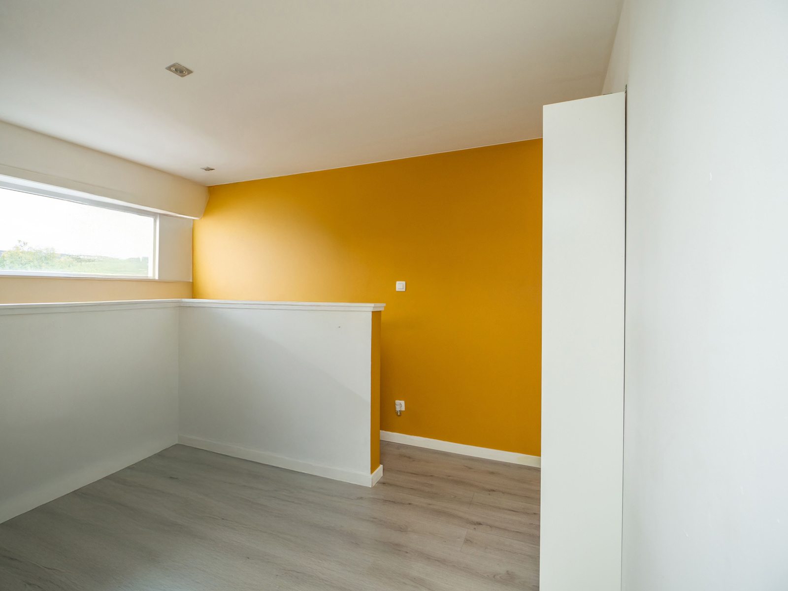 Maison 3 façades récente (2018) avec 4 chambres à Dottignies