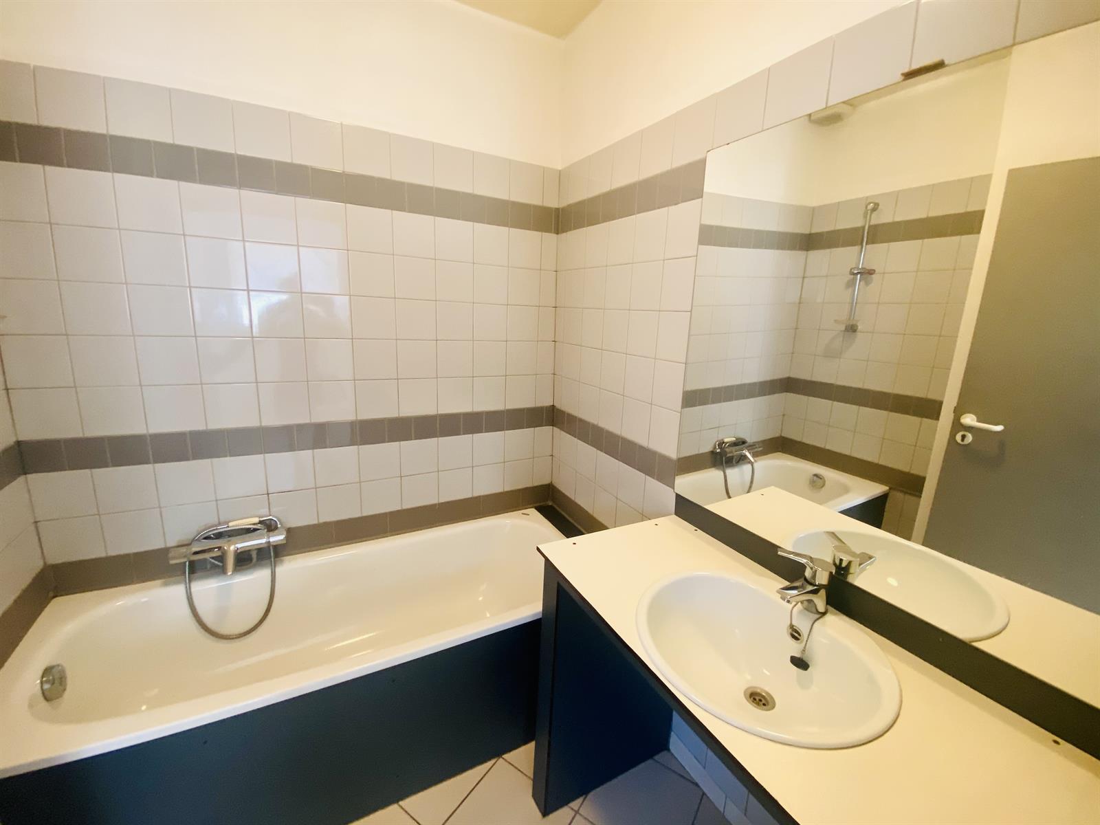 Appartement au rez-de-chaussée.