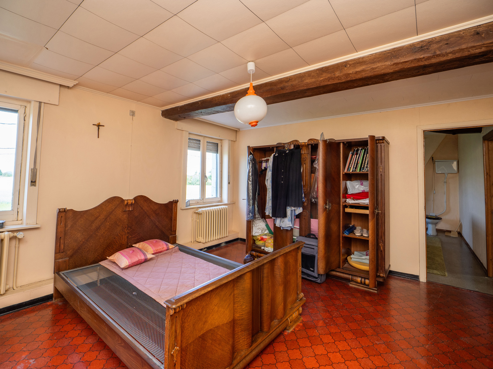 Grande ferme à rénover avec un énorme potentiel