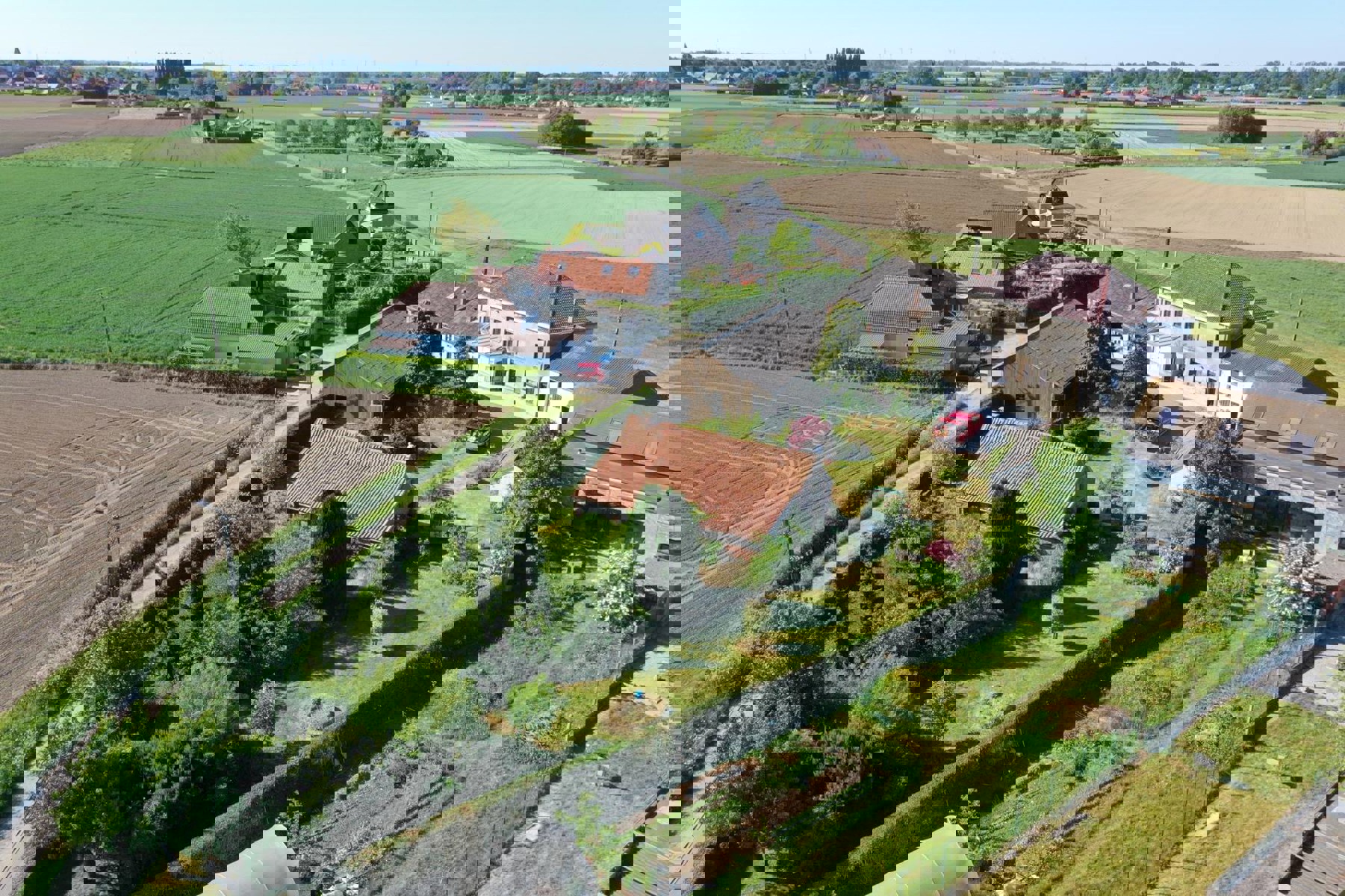 Grande ferme à rénover avec un énorme potentiel