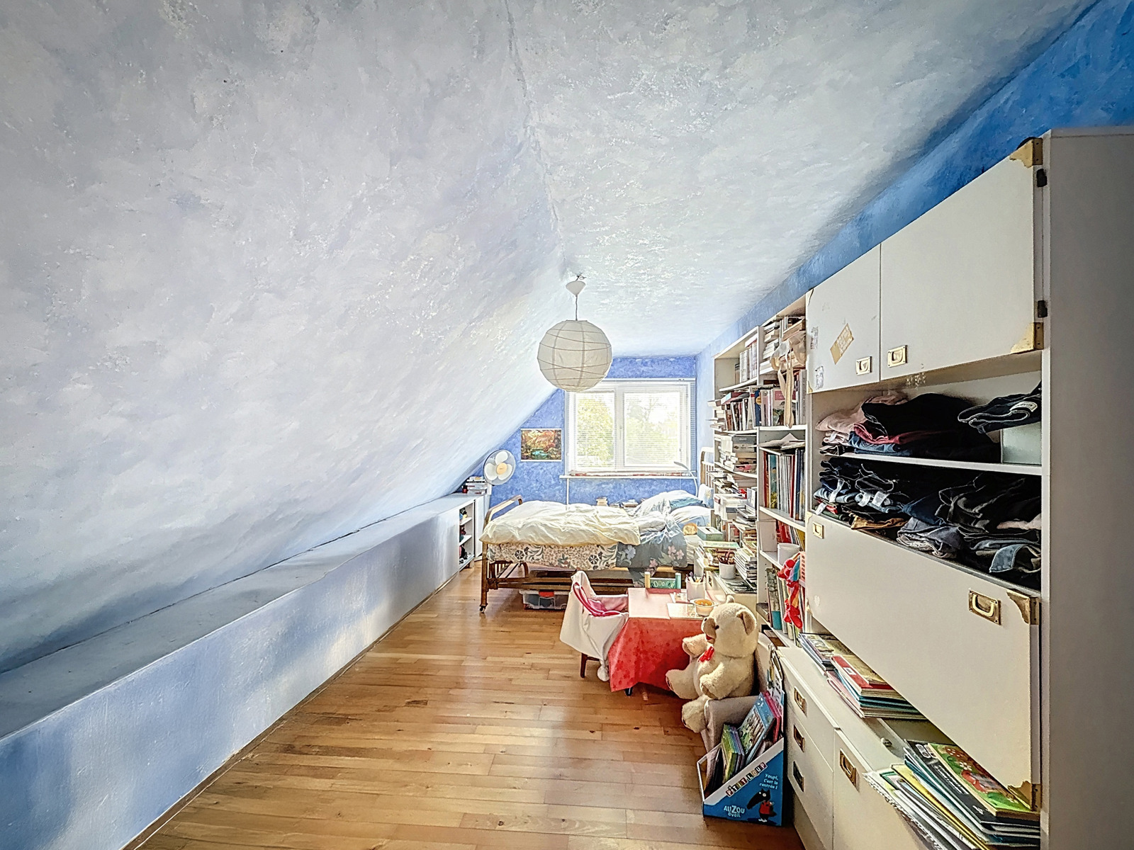 Charmante maison 4 façades sur 1.560 m² – Leers-Nord