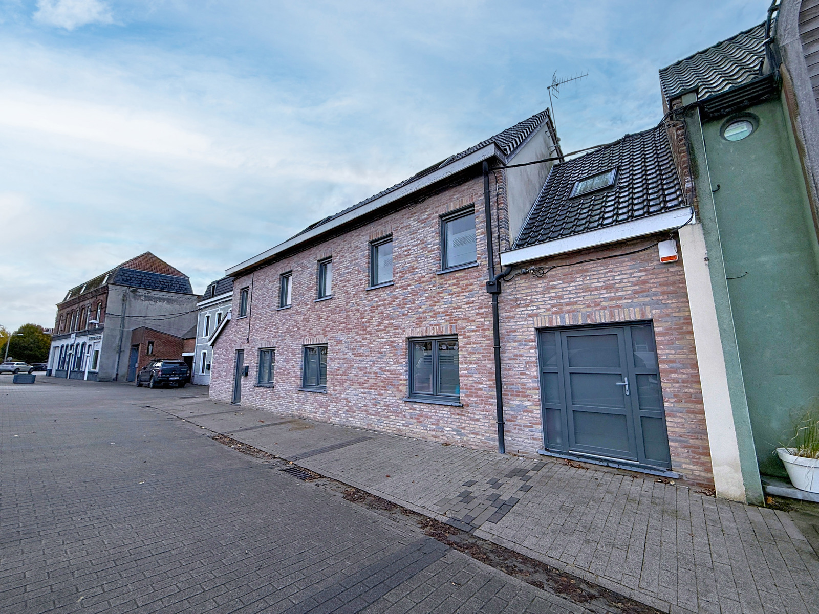 Maison entièrement rénovée au coeur du village de Leers Nord