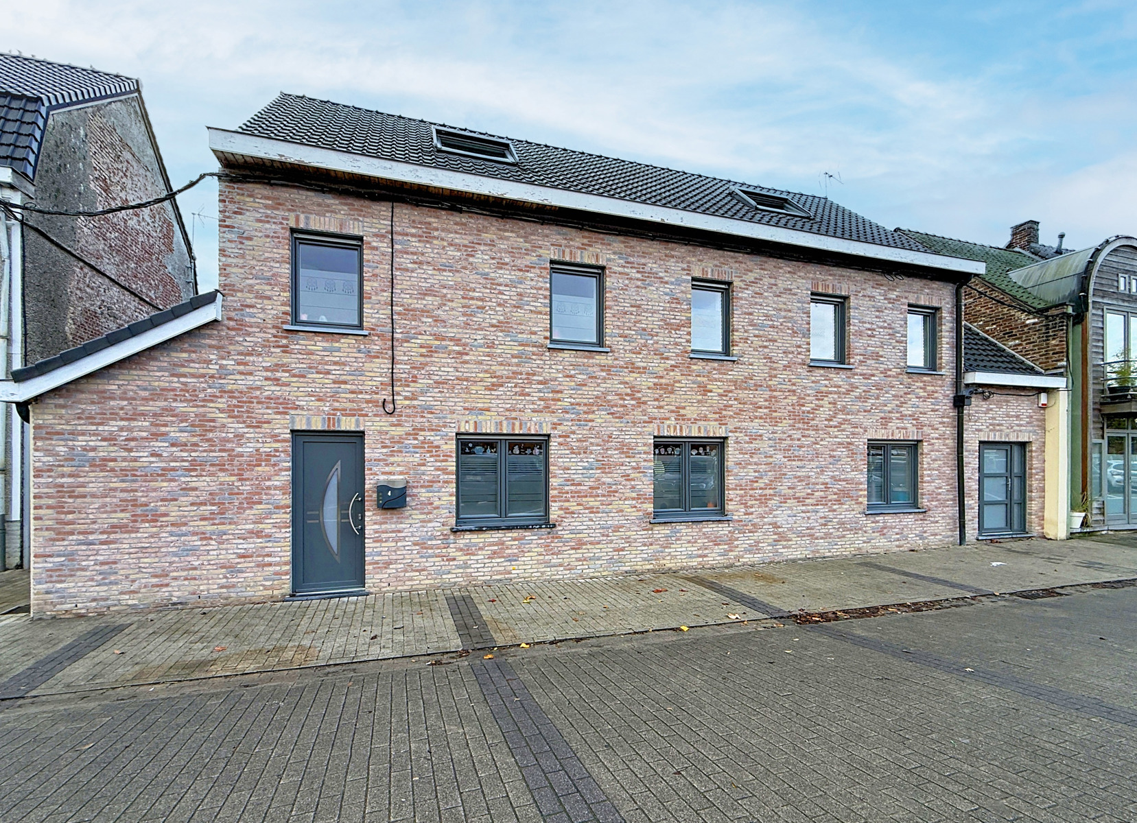 Maison entièrement rénovée au coeur du village de Leers Nord