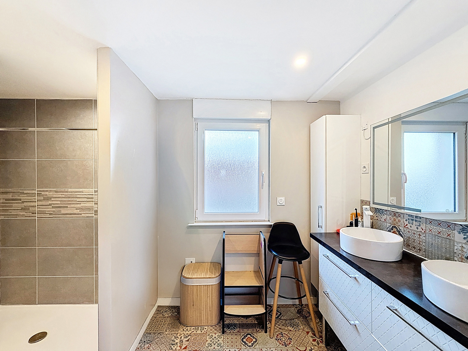 Maison entièrement rénovée au coeur du village de Leers Nord