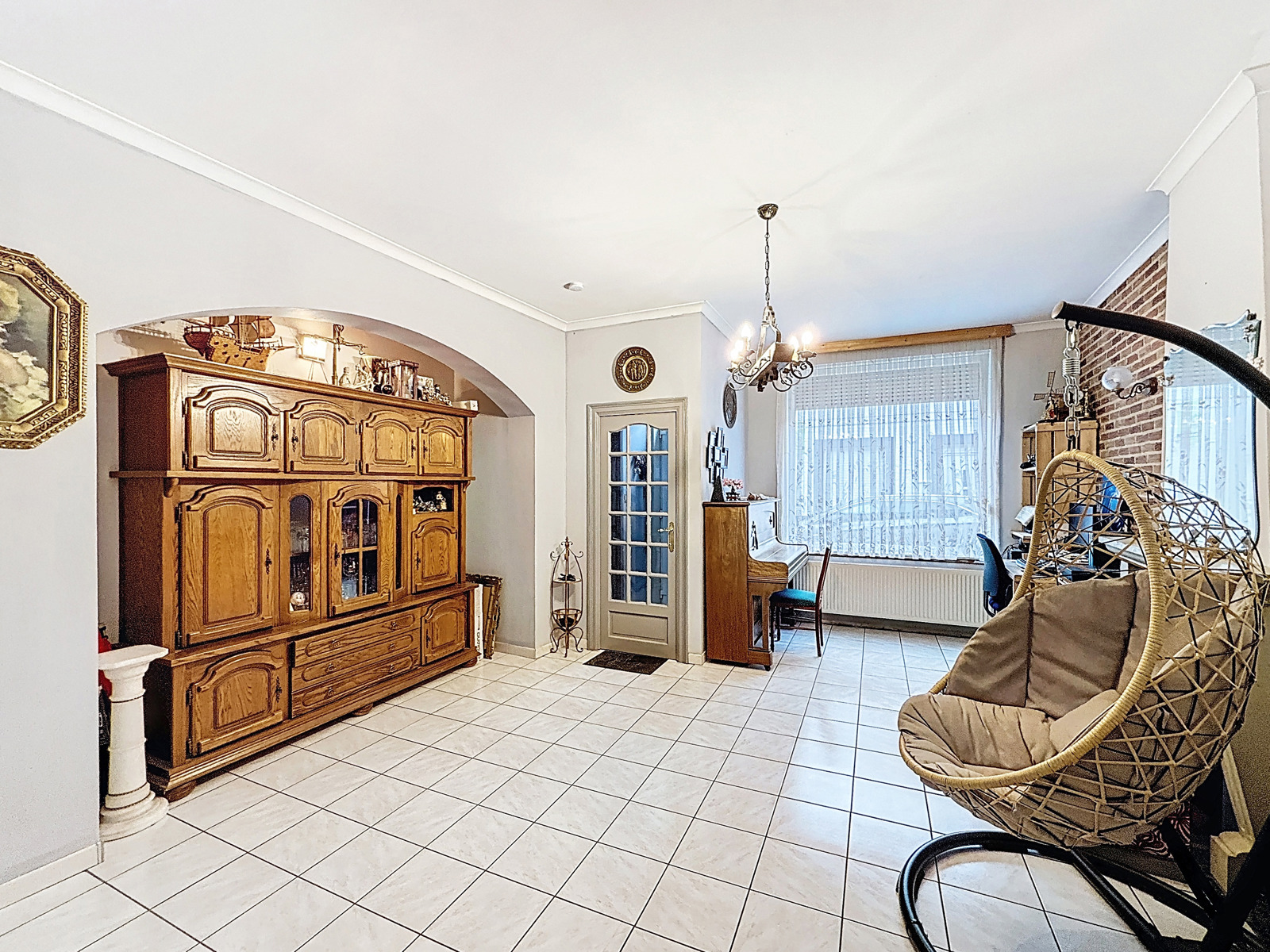 Spacieuse maison - 245 m² habitable avec garage et jardin