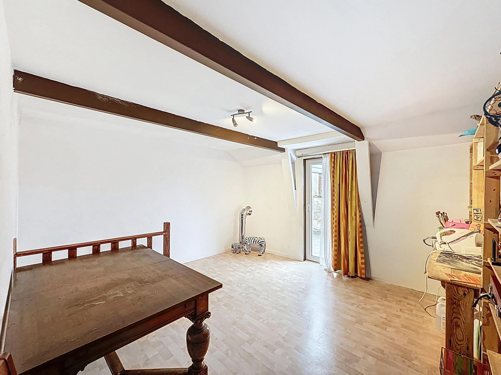 Spacieuse maison - 245 m² habitable avec garage et jardin