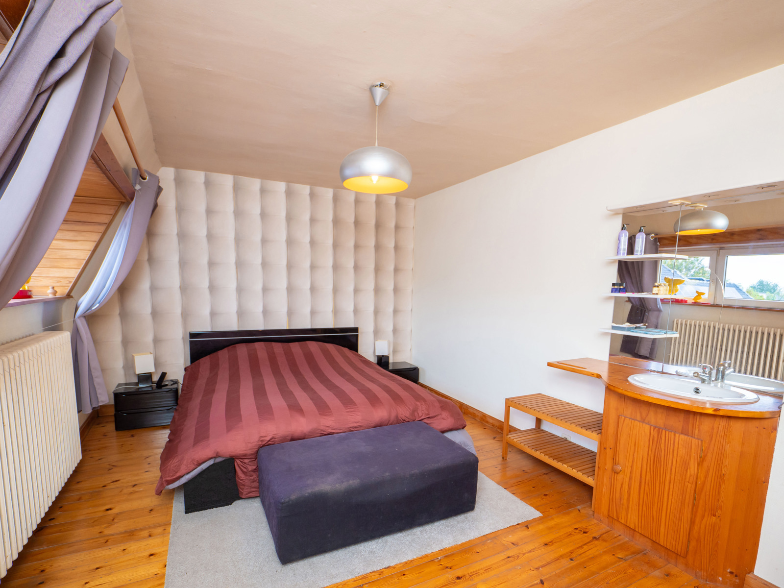 Maison de maître de caractère à usage mixte et beaux volumes