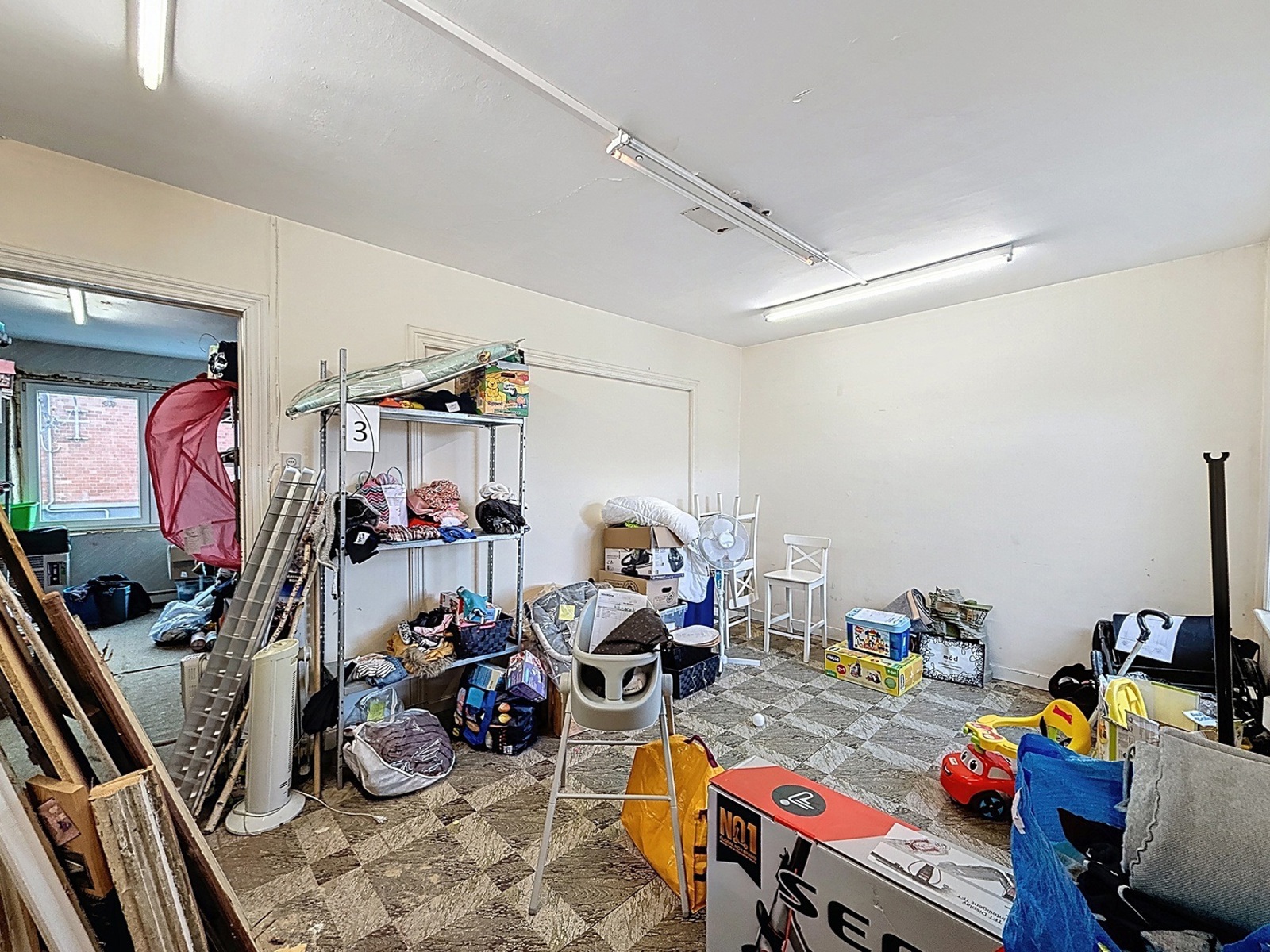 Immeuble usage multiple  250 m² au sol - Herseaux Place