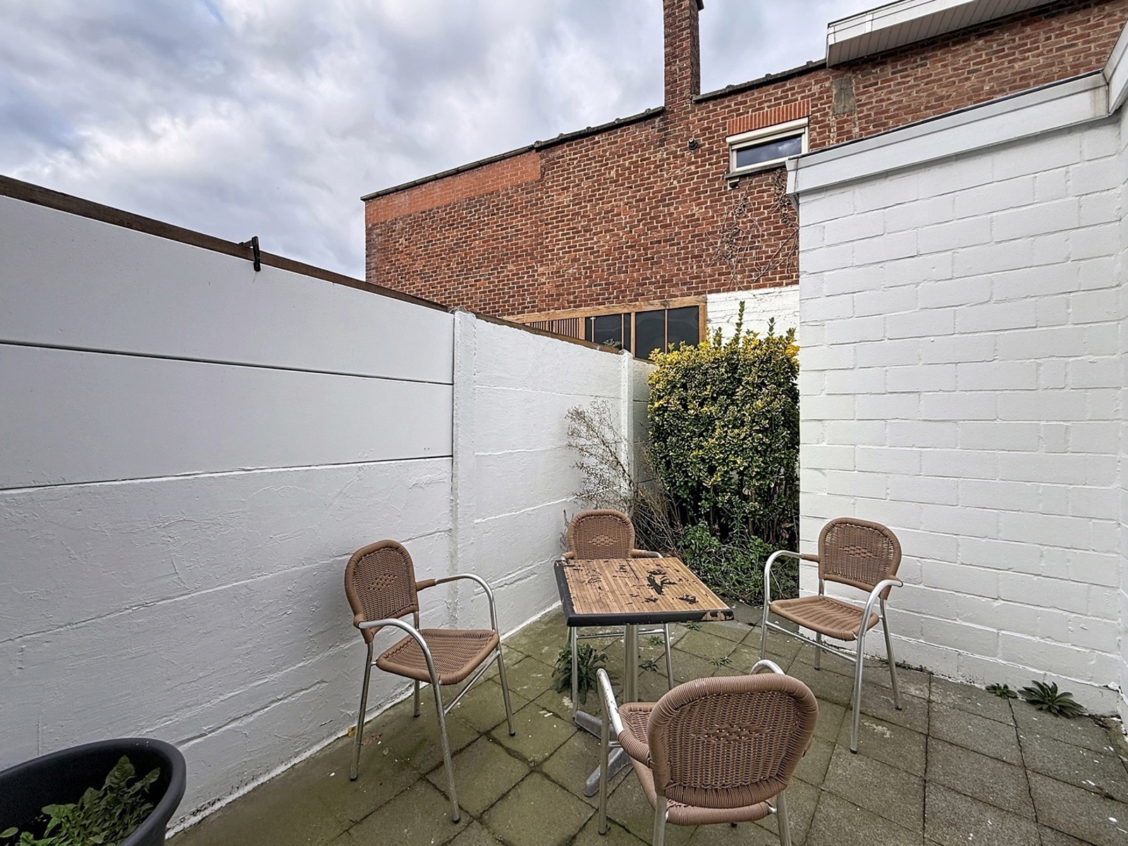 Immeuble usage multiple  250 m² au sol - Herseaux Place