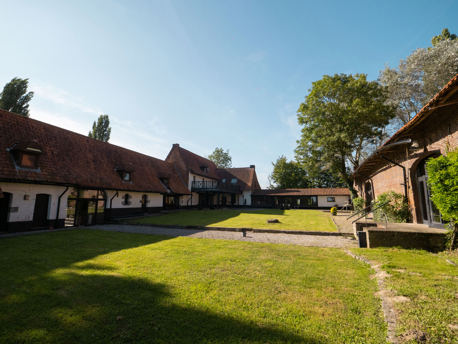 Magnifique ferme en U aux nombreuses possibilités