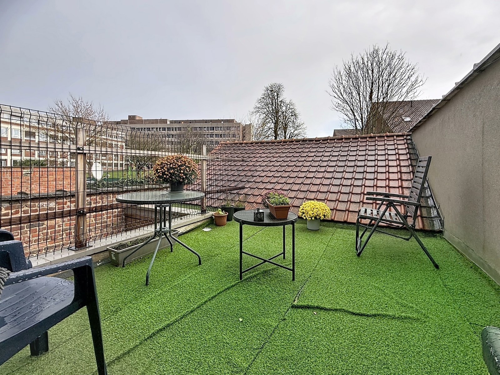 Charmant appartement une chambre en parfait état.