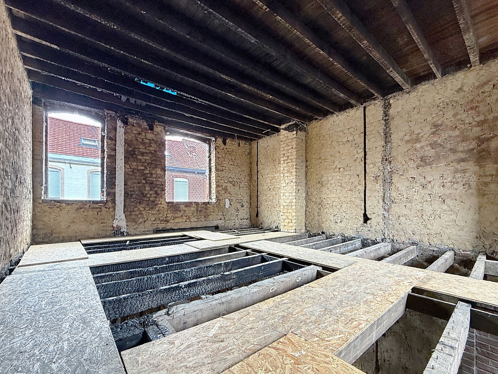 Habitation à rénover partiellement après sinistre