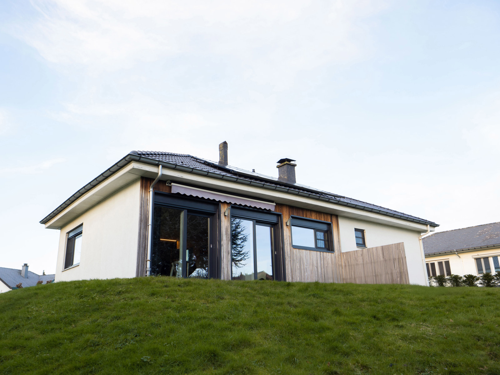 Charmante villa plain-pied rénovée à Mouscron !