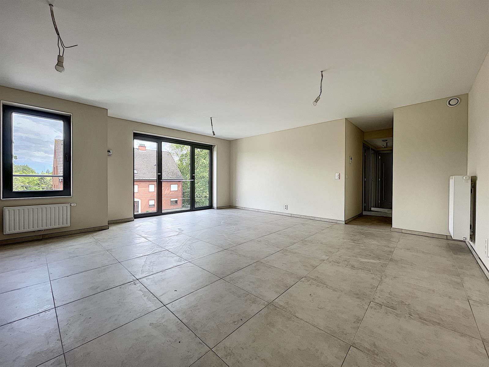 Bel appartement neuf deux chambres à Pecq