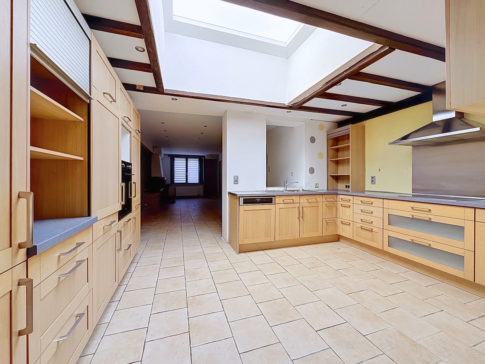 Maison mitoyenne 4 chambres avec jardin proche du Parc