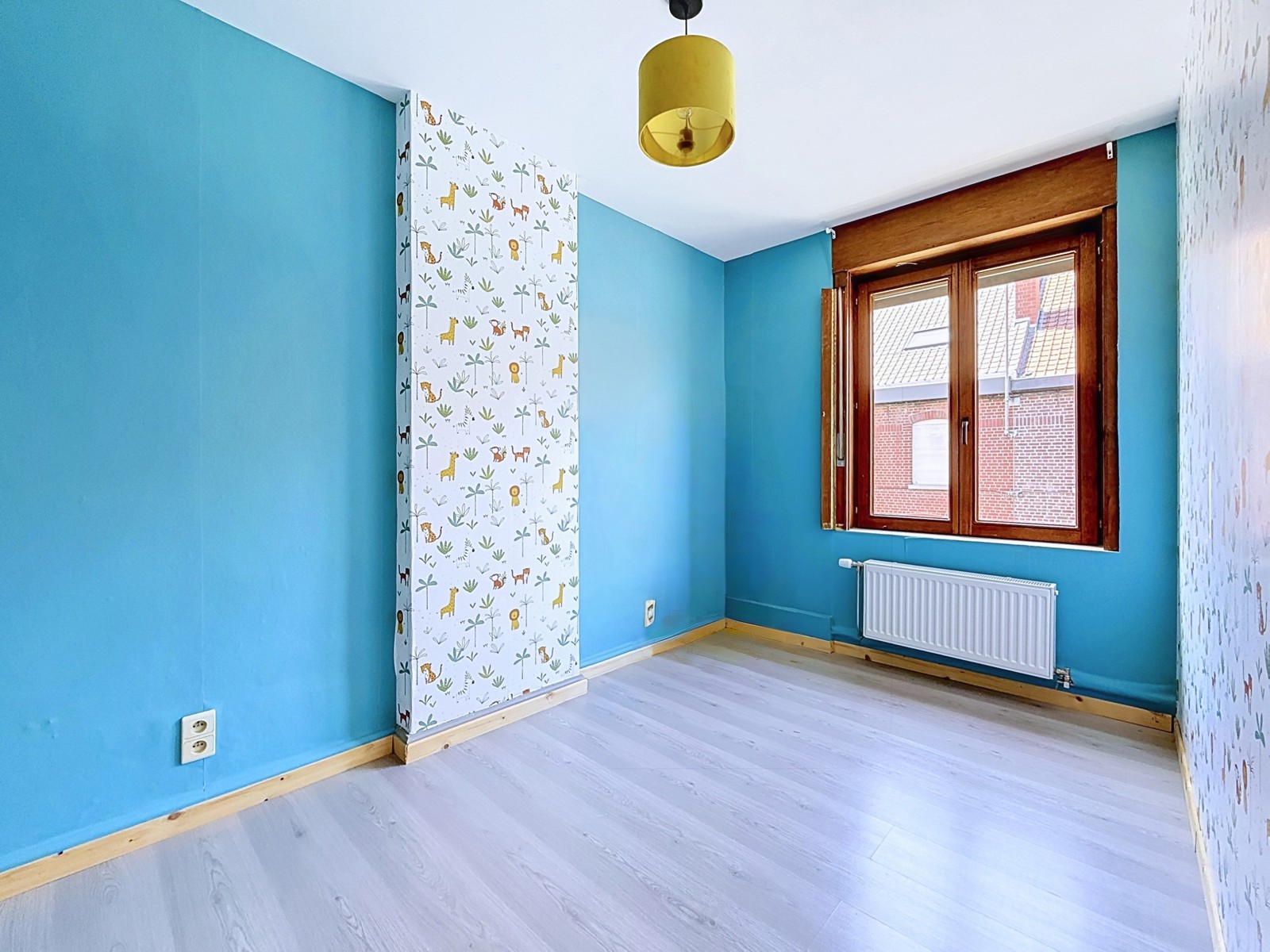 Maison mitoyenne 4 chambres avec jardin proche du Parc