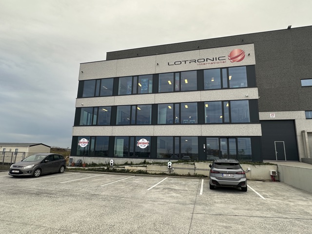 Bureaux - à louer - 1480 Tubize Saintes