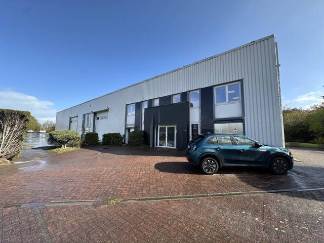 Immeuble industriel - à vendre - 6220 Fleurus