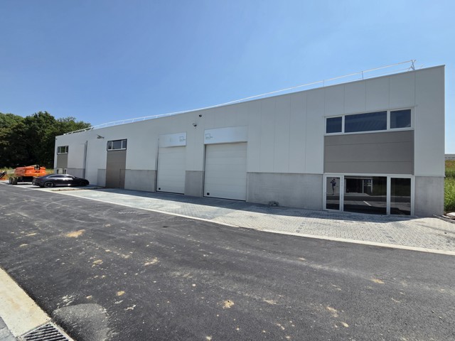 Immeuble industriel - à louer - 1400 Nivelles