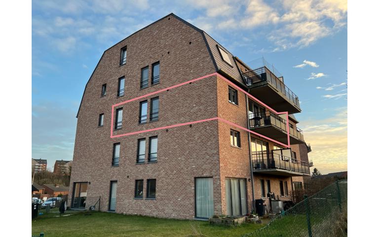 Lumineux appartement 2 chambres avec terrasse