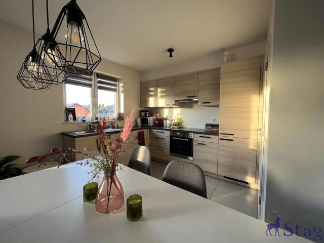 Lumineux appartement 2 chambres avec terrasse