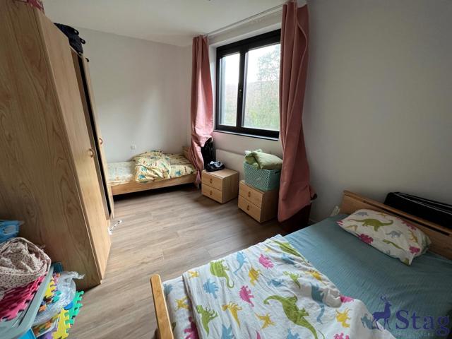 Appartement 3 chambres avec terrasse, parking et cave